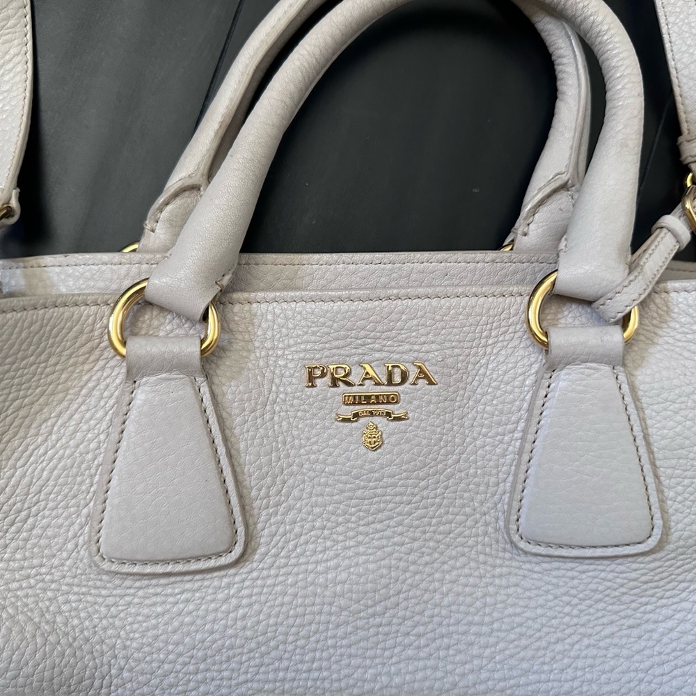 Prada pebbled leather off white cream handbag - Picture 5 of 15